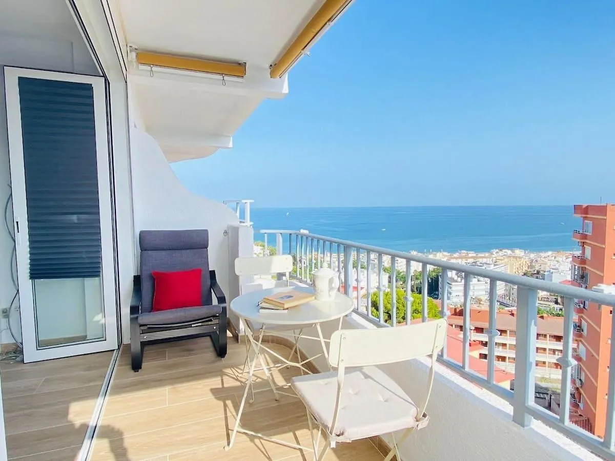 Luminoso Atico Con Vistas Al Mar En Torremolinos Apartment Spain