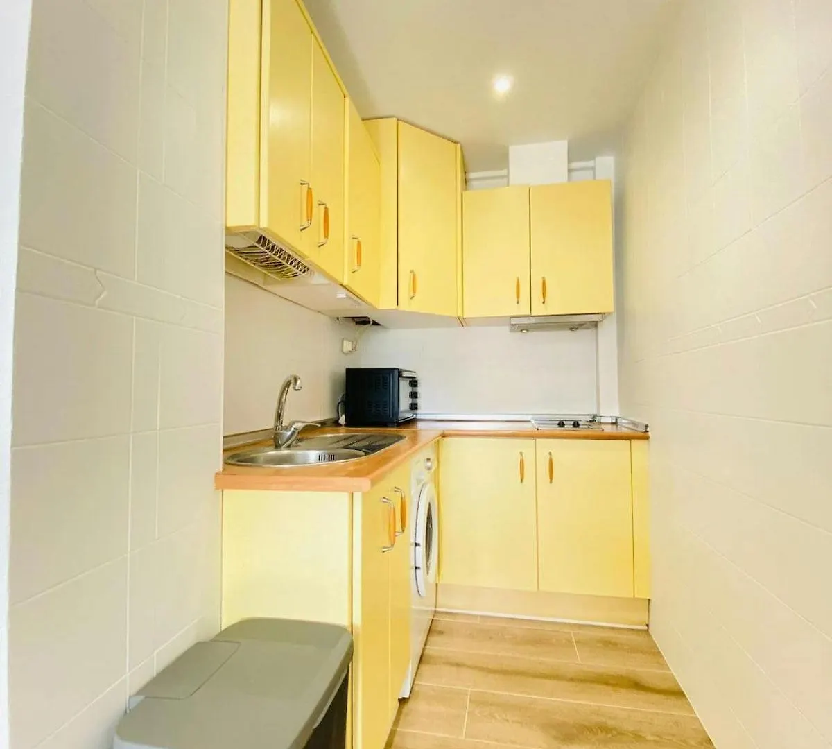 Luminoso Atico Con Vistas Al Mar En Torremolinos Apartman 0*,  Spanyolország